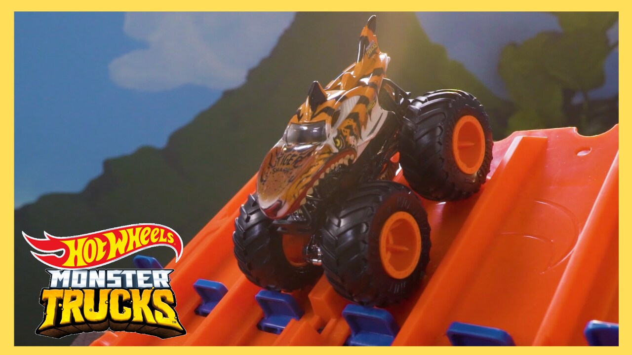 BONE SHAKER'S Skull Mountain 😱⛰️, Monster Trucks Tournament of Titans