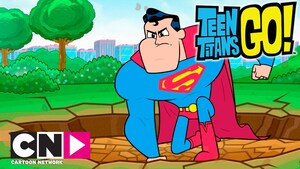 I Titans aiutano a distruggere Superman